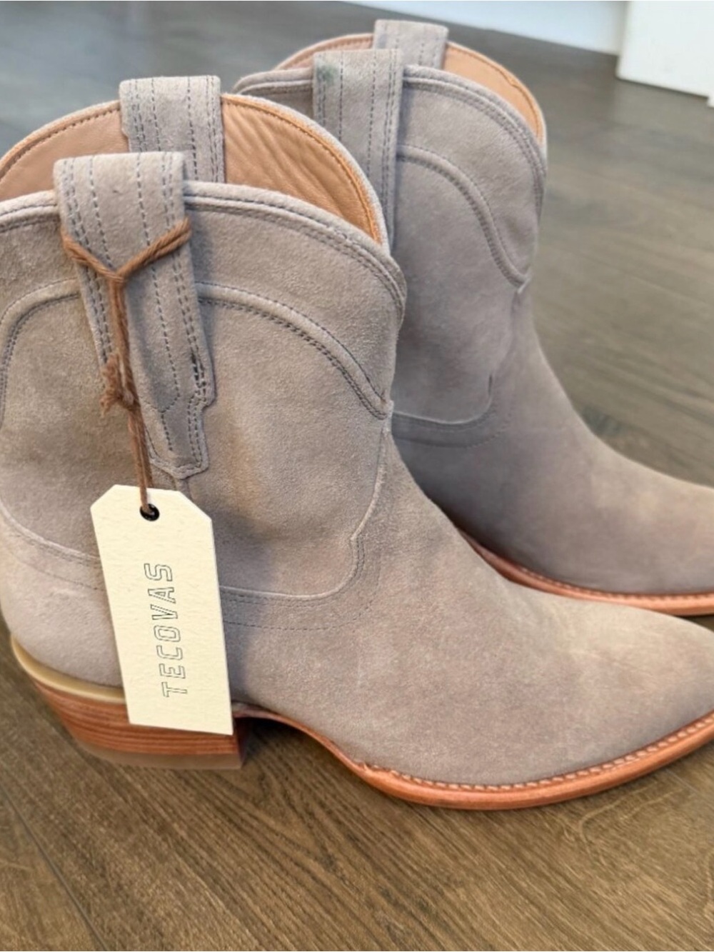 Tecovas Women's Suede Ankle Boots - Light Gray Suede